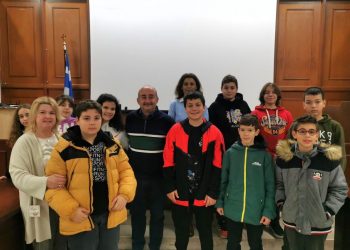 10 μαθητές ζήτησαν από τον Δήμαρχο υποδομές για να μπορούν να τους επισκέπτονται οι συμμαθητές τους από το Ειδικό Σχολείο