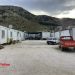 «Δεν αντέχεται αυτό το κλουβί» – Τρίτα Χριστούγεννα σε κοντέινερ για τους σεισμοπαθείς από το Δαμάσι
