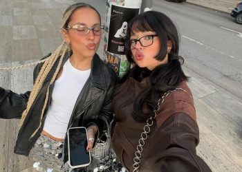 Δύο chic τρόποι να φορέσεις τις παγιέτες στις γιορτές