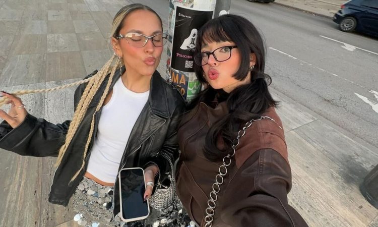 Δύο chic τρόποι να φορέσεις τις παγιέτες στις γιορτές