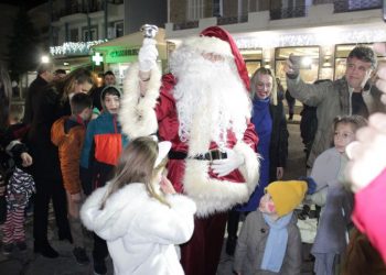Με μεγάλη επιτυχία η χριστουγεννιάτικη γιορτή του Εμπορικού Συλλόγου τη δεύτερη ημέρα των Χριστουγέννων στην Πύλη