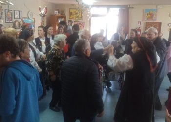 Ομορφη χριστουγεννιάτικη γιορτή ΚΗΦΗ και Β΄ ΚΑΠΗ Δήμου Τρικκαίων
