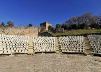 Έτοιμες οι νέες κερκίδες στο Υπαίθριο Δημοτικό Θέατρο των Τρικάλων