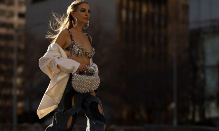 4 κομψές στυλιστικές προτάσεις για το ρεβεγιόν