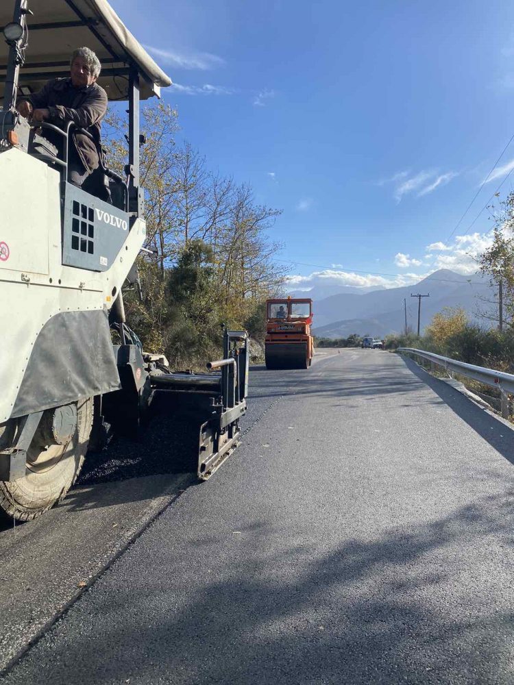 Ασφαλτοστρώσεις στα ορεινά του Δήμου Πύλης