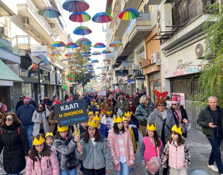 Χαρούμενες γιορτές για χιλιάδες τρικαλινούς και επισκέπτες στην πρωτεύουσα των Χριστουγέννων