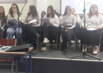 Xριστούγεννα 2023 στο 8ο ΓΕΛ Τρικάλων