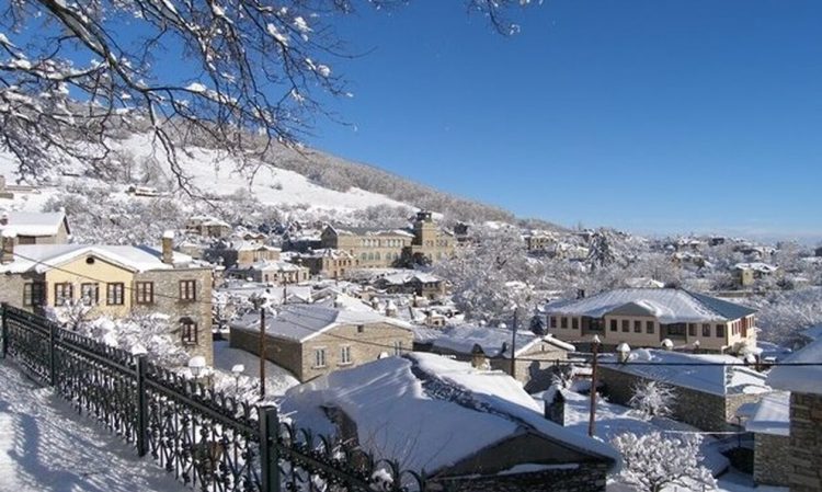 Νυμφαίο: Το στολίδι της Φλώρινας που μοιάζει με παραμύθι