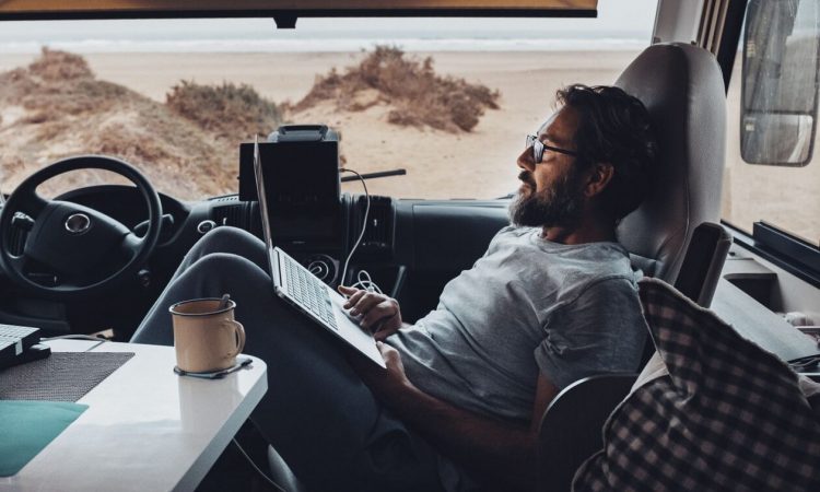 Αυτοί είναι οι digital nomads του ζωδιακού