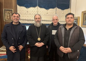 Αντιπροσωπεία των Τρικαλινών ιεροψαλτών στον Μητροπολίτη Χρυσόστομο