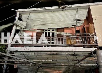 Κακοκαιρία – Πύργος: Ανεμοστρόβιλος προκάλεσε ζημιές σε σπίτια και καταστήματα