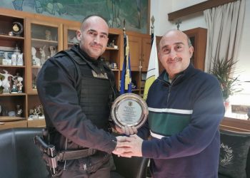 Ο Δήμος Τρικκαίων βράβευσε τον τρικαλινό πρωταθλητή bodybuilding Αθανάσιο Καραμάνο