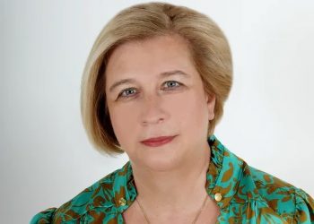 Συγχαρητήριο μήνυμα της Αντιδημάρχου Παιδείας και Πολιτισμού Λίλας Μπαντέκα – Νάνη στην Ελευθερία Μεσημέρη για το 1ο Δίπλωμα Κιθάρας