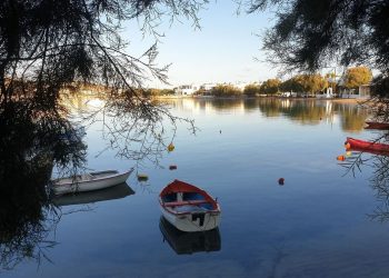 Η Πάρος συγκαταλέγεται στους δημοφιλείς προορισμούς για διακοπές χωρίς πολυκοσμία