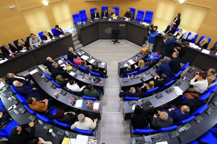 Πρώτη συνεδρίαση για το Περιφερειακό Συμβούλιο Θεσσαλίας | Εξελέγησαν τα μέλη του προεδρείου και της Περιφερειακής Επιτροπής