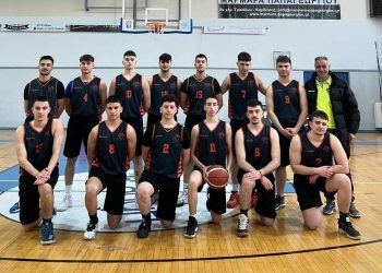 Στους σχολικούς αγώνες καλαθοσφαίρισης το 8ο ΓΕΛ Τρικάλων
