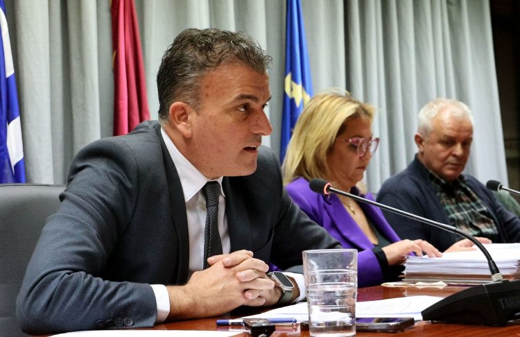 Μνημείο για τις 57 αδικοχαμένες ψυχές αναμένεται να δημιουργήσει ο Δήμος Λαρισαίων στη Λάρισα