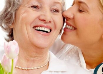 Beauty Note: Οι καλύτερες συμβουλές ομορφιάς από τις μητέρες μας