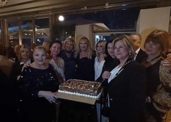 Τρίκαλα | Εικόνες από την κοπή πίτας του παραρτήματος της Ελληνικής Αντικαρκινικής Εταιρίας
