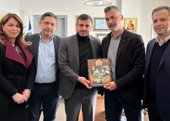 Στον υφυπουργό Προστασίας του Πολίτη Τρικαλινοί αστυνομικοί