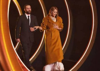 Σελίν Ντιόν: Μεγάλη συγκίνηση από την εμφάνισή της στα Grammy – Υποβασταζόμενη η ερμηνεύτρια (vid)