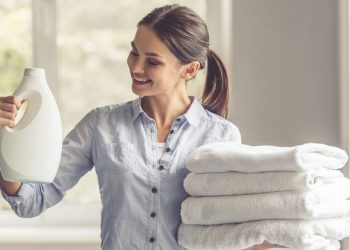 Πόσο απαραίτητο είναι το μαλακτικό στο πλύσιμο των ρούχων;