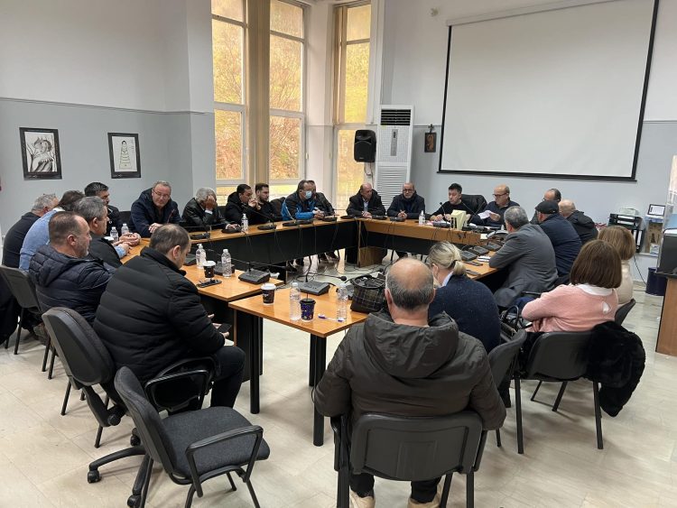 Χωρίς ουσιαστικές απαντήσεις τα ερωτήματα που κατέθεσε ο συνδιασμός του Μιχάλη Μπαγιώτη στη συνεδρίαση του Δ.Σ. Φαρκαδόνας