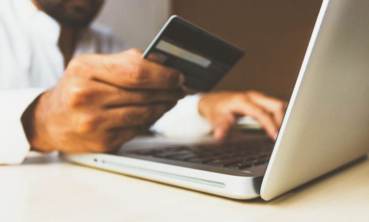 Τριπλασιάστηκαν μέσα σε έξι χρόνια τα διαδικτυακά εγκλήματα