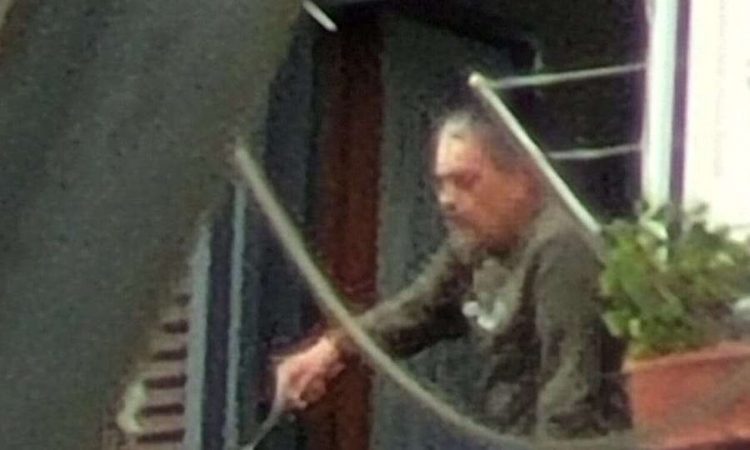 Ιταλία: Πρώην αστυνομικός ταμπουρώθηκε, δολοφόνησε τη γυναίκα του και αυτοκτόνησε