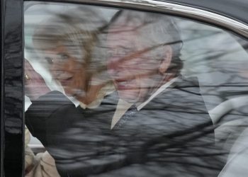 Κάρολος: Το πρώτο δημόσιο σχόλιο και το ευχαριστών για τη στήριξη στη μάχη με τον καρκίνο