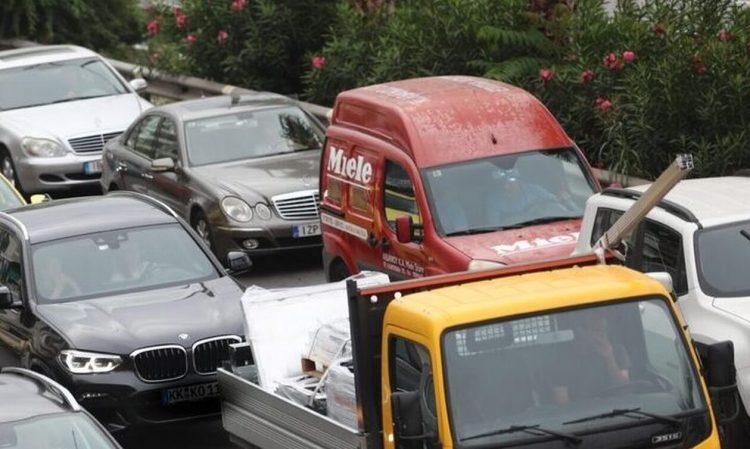 Η πολύωρη μετακίνηση μέχρι το γραφείο κάνει κακό στην υγεία μας