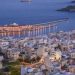 Αντίστροφα μετράει ο χρόνος για την «πρεμιέρα» των αιτήσεων του προγράμματος «Τουρισμός για όλους», το οποίο προσφέρει voucher διακοπών αξίας έως και 400 ευρώ.   Δεν αποκλείεται μάλιστα η πλατφόρμα να ενεργοποιηθεί τις προσεχείς εβδομάδες με πληροφορίες να μιλάνε για αρχές Μαρτίου.  Σκοπός του προγράμματος «Τουρισμός για Όλους» είναι η ενίσχυση της ζήτησης του εγχώριου τουρισμού, μέσω της επιδότησης σε δικαιούχους υπηρεσιών διαμονής για την πραγματοποίηση διακοπών εντός της Επικράτειας  Το συγκεκριμένο πρόγραμμα υλοποιείται από το υπουργείο Τουρισμού και στοχεύει στην ενίσχυση της ζήτησης του εγχώριου τουρισμού κατά το τρέχον έτος και η ισχύς του λήγει στις 31 Δεκεμβρίου 2024.  Το «κουπόνι» (voucher) που θα αγγίζει ακόμη και τα 400 ευρώ χορηγείται για να καλύψει μέρος του κόστους διαμονής των δικαιούχων την περίοδο των διακοπών τους.   Σύμφωνα με την απόφαση, μέσω του προγράμματος χορηγείται, κατόπιν σχετικής ηλεκτρονικής αίτησης και επιλογής μέσω κλήρωσης, οικονομική διευκόλυνση ως εξής:  Ποσό ύψους 200 ευρώ σε φυσικά πρόσωπα που πληρούν τις οριζόμενες προϋποθέσεις.  Ποσό ύψους 300 ευρώ σε φυσικά πρόσωπα:  άγαμα ή σε κατάσταση χηρείας με προστατευόμενα τέκνα, βάσει τελευταίας εκκαθαρισμένης κατά την υποβολή της αίτησης Δήλωσης Φορολογίας Εισοδήματος Φυσικών Προσώπων 2022, έγγαμα ή μέρη συμφώνου συμβίωσης με τρία προστατευόμενα τέκνα και άνω, βάσει τελευταίας εκκαθαρισμένης κατά την υποβολή της αίτησης κοινής ή χωριστής Δήλωσης Φορολογίας Εισοδήματος Φυσικών Προσώπων 2022. Συνταξιούχους όλων των Ταμείων με οριστική απόφαση απονομής σύνταξης λόγω γήρατος έως 31.12.2022, που πληρούν τις οριζόμενες προϋποθέσεις. Ποσό ύψους 400 ευρώ, ειδικώς για ΑμεΑ, με ισχύουσα απόφαση συνολικού ποσοστού αναπηρίας από 67% και άνω κατά την υποβολή της αιτήσεως, καθώς και για κληρωθέντες δικαιούχους με τέκνα ΑμεΑ με ισχύουσα απόφαση συνολικού ποσοστού αναπηρίας από 67% και άνω κατά την υποβολή της αιτήσεως,   Σημειώνεται ότι στην περίπτωση δικαιούχου που πληροί τις προϋποθέσεις περισσότερων της μίας εκ των ως άνω κατηγοριών, η αίτηση κατατάσσεται στην κατηγορία με το μέγιστο ποσό επιδότησης. Τα ως άνω ποσά αφορούν αποκλειστικά τον δικαιούχο και δεν αυξάνονται σε περίπτωση ύπαρξης εξαρτώμενων από αυτόν μελών.  Η οικονομική διευκόλυνση για την πραγματοποίηση διακοπών (χειμερινών ή καλοκαιρινών) πιστώνεται στον εκάστοτε δικαιούχο σε ψηφιακή χρεωστική κάρτα, που εκδίδεται ειδικά για τον σκοπό αυτό από πιστωτικό ίδρυμα ή χρηματοπιστωτικό οργανισμό.  Η άυλη ψηφιακή χρεωστική κάρτα ισχύει μέχρι 31 Δεκεμβρίου 2024, μέχρι δηλαδή την ημερομηνία λήξης του Β’ κύκλου του προγράμματος «Τουρισμός για Όλους 2024».  Τα εισοδηματικά κριτήρια Τα εισοδηματικά κριτήρια για όλους προκειμένου να υποβάλλουν αίτηση ορίζονται ως εξής:   Τουρισμός για όλους 2024	ΑΤΟΜΙΚΟ (ΦΥΣΙΚΑ ΠΡΟΣΩΠΑ ΑΓΑΜΑ Ή ΣΕ ΚΑΤΑΣΤΑΣΗ ΧΗΡΕΙΑΣ)	ΟΙΚΟΓΕΝΕΙΑΚΟ (ΕΓΓΑΜΟΙ ΚΑΙ ΜΕΡΗ ΣΥΜΦΩΝΟΥ ΣΥΜΒΙΩΣΗΣ) ΧΩΡΙΣ ΤΕΚΝΑ	19.000	31.000 ΜΕ 1 ΤΕΚΝΟ	20.500	32.500 ΜΕ 2 ΤΕΚΝΑ	22.000	34.000 ΜΕ 3 ΤΕΚΝΑ	24.000	36.000 ΜΕ ΠΕΡΙΣΣΟΤΕΡΑ ΤΕΚΝΑ	29.000	41.000 Δυνητικοί Δικαιούχοι είναι όσοι έχουν υποβάλει οριστική Δήλωση Φορολογίας Εισοδήματος Φυσικών Προσώπων μέχρι την καταληκτική ημερομηνία εμπρόθεσμης υποβολής δηλώσεων φορολογικού έτους 2022, η οποία έχει εκκαθαρισθεί έως την τελική ημερομηνία υποβολής των αιτήσεων.  Κατά το επόμενο χρονικό διάστημα το υπουργείο Τουρισμού αναμένεται να ανακοινώσει τις ημερομηνίες υποβολής των αιτήσεων συμμετοχής στο Πρόγραμμα.  Ποιοι αποκλείονται από το πρόγραμμα Δεν θεωρούνται δικαιούχοι του Β’ κύκλου του προγράμματος «Τουρισμός για όλους 2024»:  Οι επιλεγέντες ως δικαιούχοι στο πλαίσιο του προγράμματος Κοινωνικού Τουρισμού περιόδου 2024 της ΔΥΠΑ, ανεξαρτήτως από το αν έκαναν χρήση της παροχής ή όχι, Οι κληρωθέντες του α’ κύκλου του προγράμματος «Τουρισμός για Όλους για τα έτη 2022-2025», ήτοι του προγράμματος «Τουρισμός για Όλους 2022» ανεξαρτήτως αν έκαναν χρήση της παροχής ή όχι.