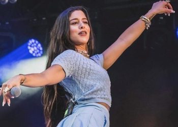 Μαρίνα Σάττι στην Eurovision 2024: «Στην σκηνή μαζί της θα βρίσκονται ένα κορίτσι και τρία αγόρια»