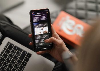 Πώς θα καταλάβεις ό,τι σου έχουν χακάρει το κινητό;