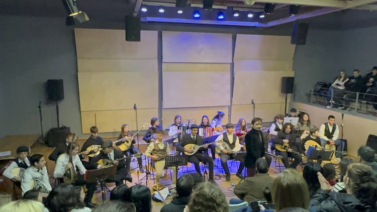 Τα Μουσικά Σχολεία Τρικάλων και Καβάλας συναντήθηκαν στο Μουσείο Τσιτσάνη