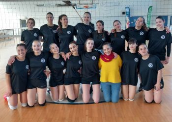 Σχολικοί αγώνες πετοσφαίρισης στο 8ο ΓΕΛ Τρικάλων