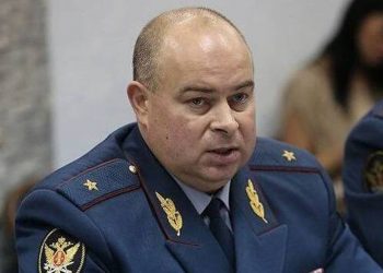 Σωφρονιστικός υπάλληλος του «Πολικού Λύκου» όπου φυλακιζόταν ο Ναβάλνι, προήχθη σε Στρατηγό