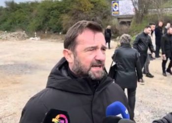 Συγκλονίζει ο Νίκος Πλακιάς: «Είμαστε στο σημείο που τα δολοφόνησαν και ζητάμε απόδοση ευθυνών και στα πολιτικά πρόσωπα»
