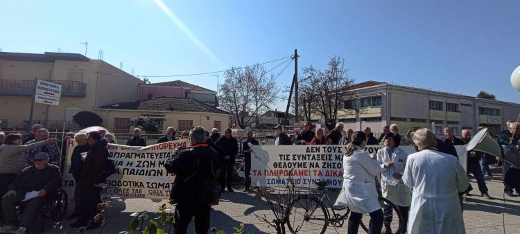 Τα σχέδια της κυβέρνησης για την Υγεία δεν βρίσκουν σύμφωνους τους υγειονομικούς των Τρικάλων