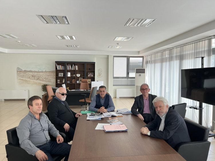 Συνάντηση του Περιφερειάρχη με τα θεσμικά όργανα των Αναπήρων – Σε φάση υλοποίησης δύο δράσεις του προγράμματος Θεσσαλία 2021 – 2027