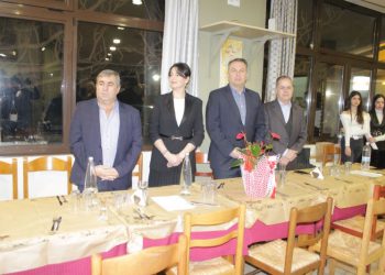 Παρουσία αιρετών, φορέων και παραγόντων της αγοράς η κοπή πίτα των εμπόρων της Πύλης