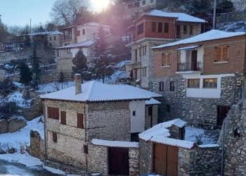 Χιονοχώρι: Το πέτρινο χωριό των Σερρών που θυμίζει παραμύθι