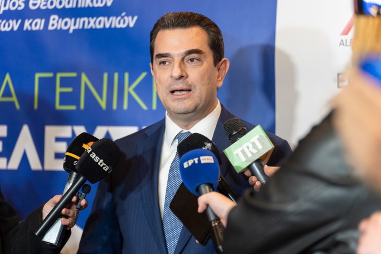 Κώστας Σκρέκας στη Γ.Σ. του ΣΘΕΒ: «Γρήγορη θεραπεία των πληγών της θεομηνίας για να γίνει οικονομικά και κοινωνικά ισχυρή η Θεσσαλία»