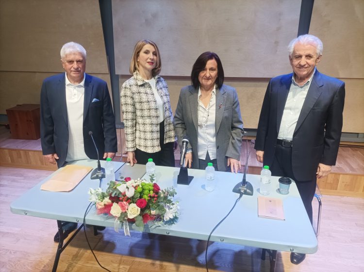 Οι Τρικαλινοί αγκάλιασαν τη νέα συγγραφική δουλειά του γιατρού Χρήστου Γκίμτσα “Μετά Την Έλλη”
