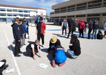 Η Παγκόσμια Ημέρα της Σταθεράς «π» γιορτάστηκε στην αυλή του 5ου Γυμνασίου Τρικάλων