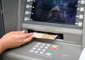 Τράπεζες: Κατεβάζουν ρολά σε λίγες ώρες – Ποιες συναλλαγές δεν θα μπορούμε να κάνουμε