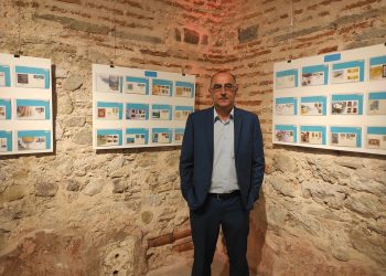 Παρουσίαση της φιλοτελικής έκθεσης με ρεκόρ Γκίνες στα Τρίκαλα