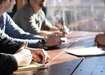ΔΥΠΑ: Πρόγραμμα εργασιακής εμπειρίας για 25.000 ανέργους 18 έως 29 ετών