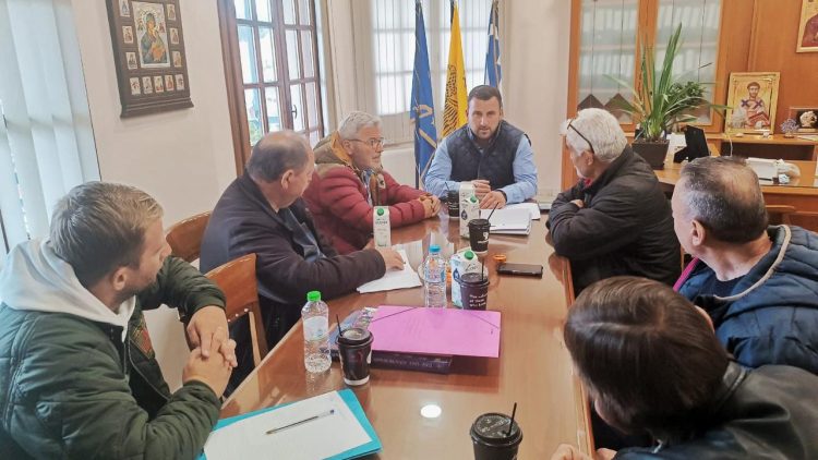 Με τους Προέδρους της Δημοτικής Ενότητας Κλεινοβού συναντήθηκε ο Δήμαρχος Μετεώρων