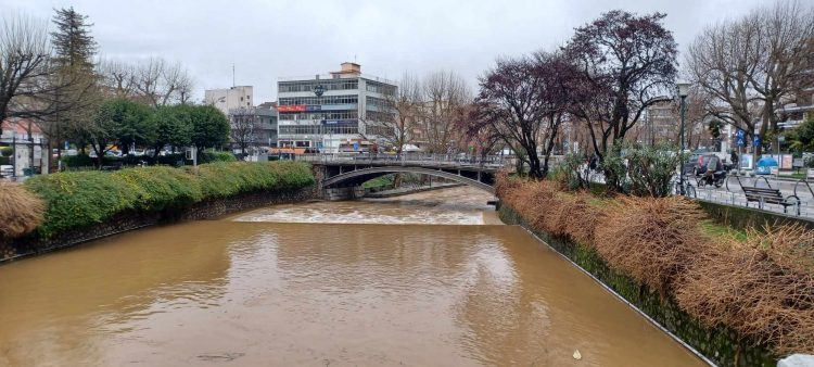 Φούσκωσε πάλι ο Ληθαίος | Φτιάχνει από αύριο ο καιρός